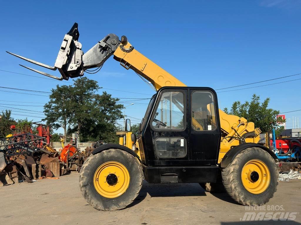 CAT TH 62 Teleskopické nakladače pro zemědělství