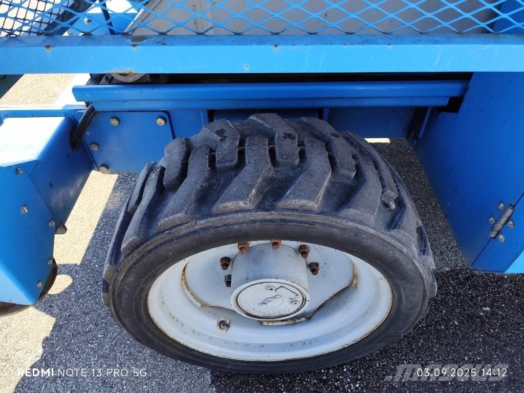 Genie GS 3390 RT Nůžková zvedací plošina