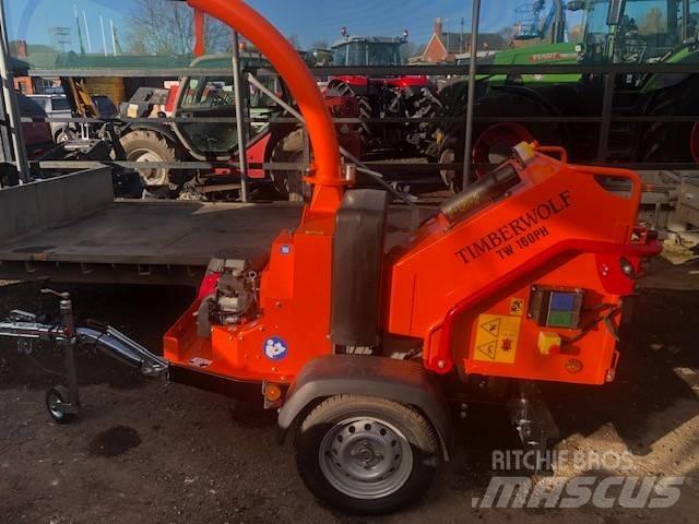Timberwolf TW160PH Štěpkovače