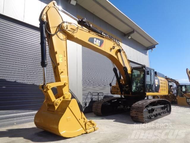 CAT 352 F Pásová rýpadla