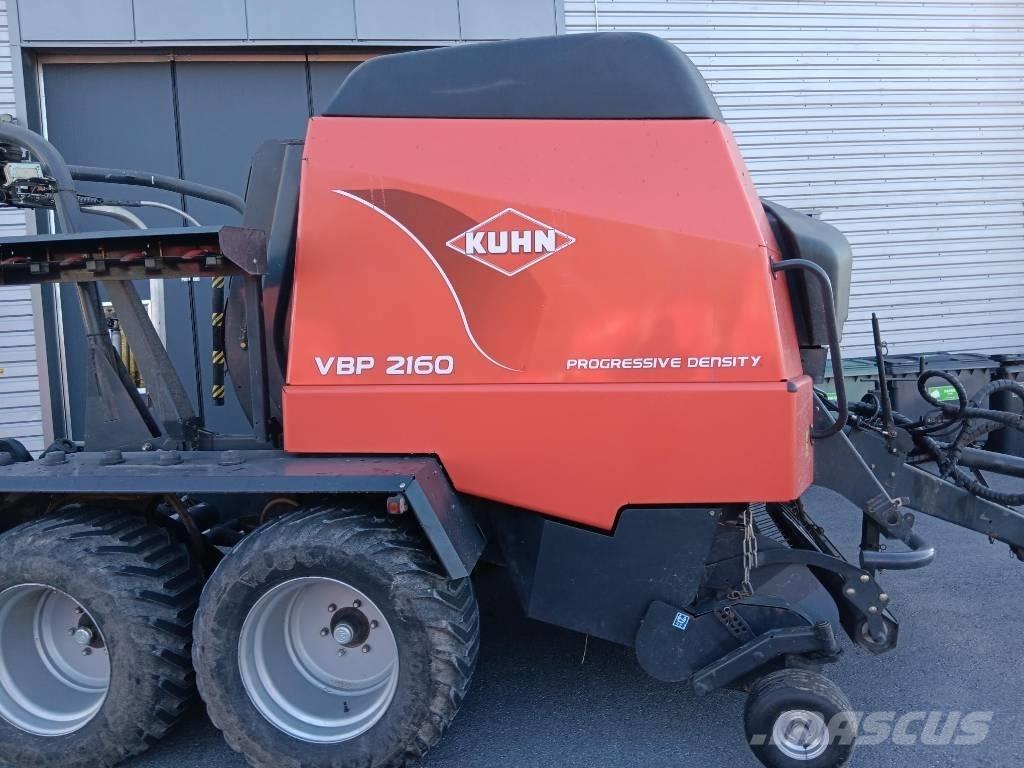 Kuhn VBP 2160 Lis na válcové balíky