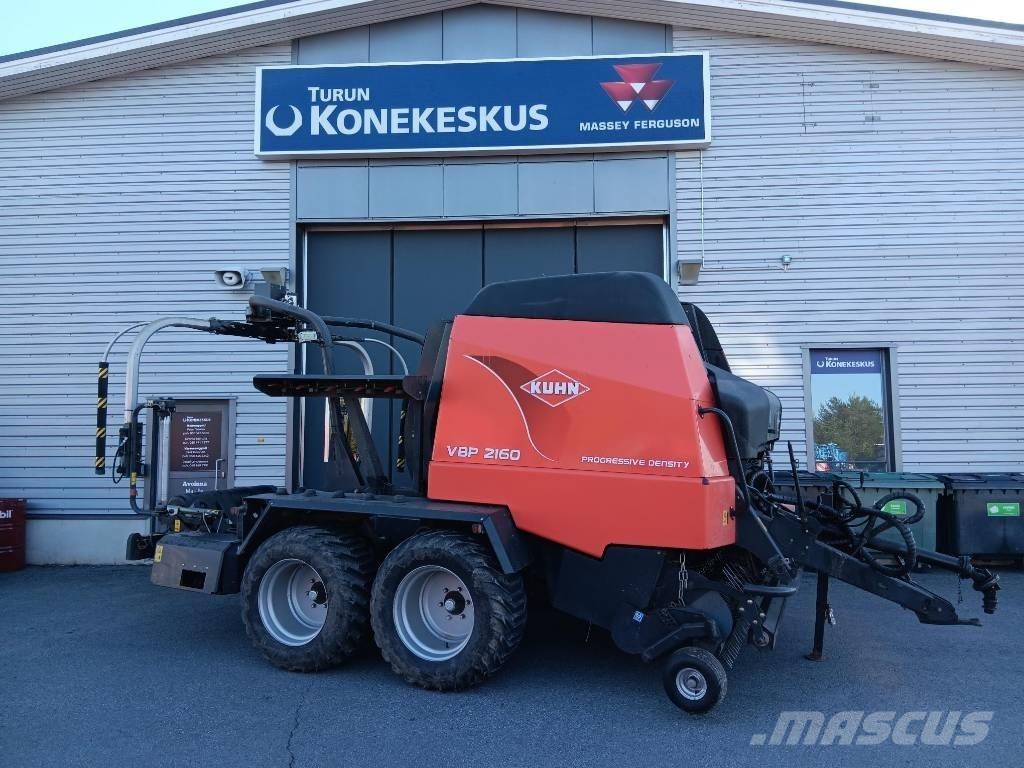 Kuhn VBP 2160 Lis na válcové balíky