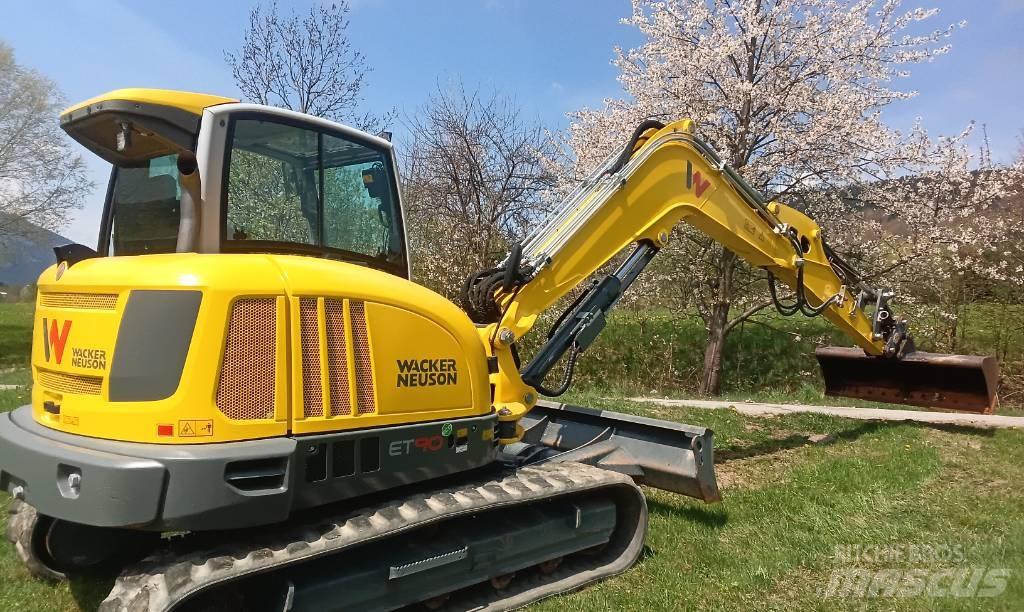 Wacker Neuson ET90 Midi rýpadla 7t - 12t