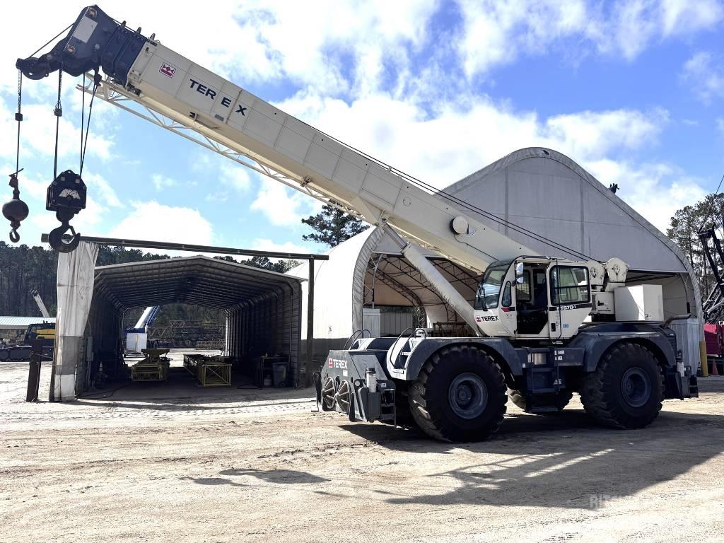 Terex RT 670 Jeřáby pro těžký terén