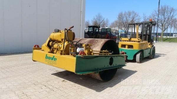 Vibromax W 501 Vlečné vibrační válce
