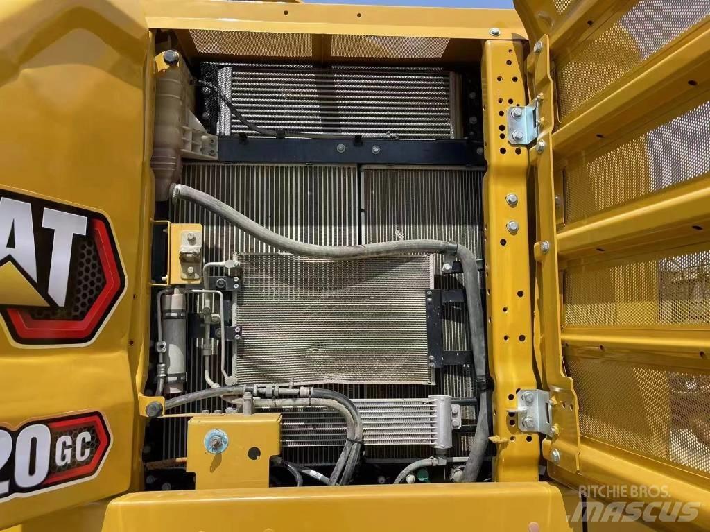 CAT 320gc Pásová rýpadla