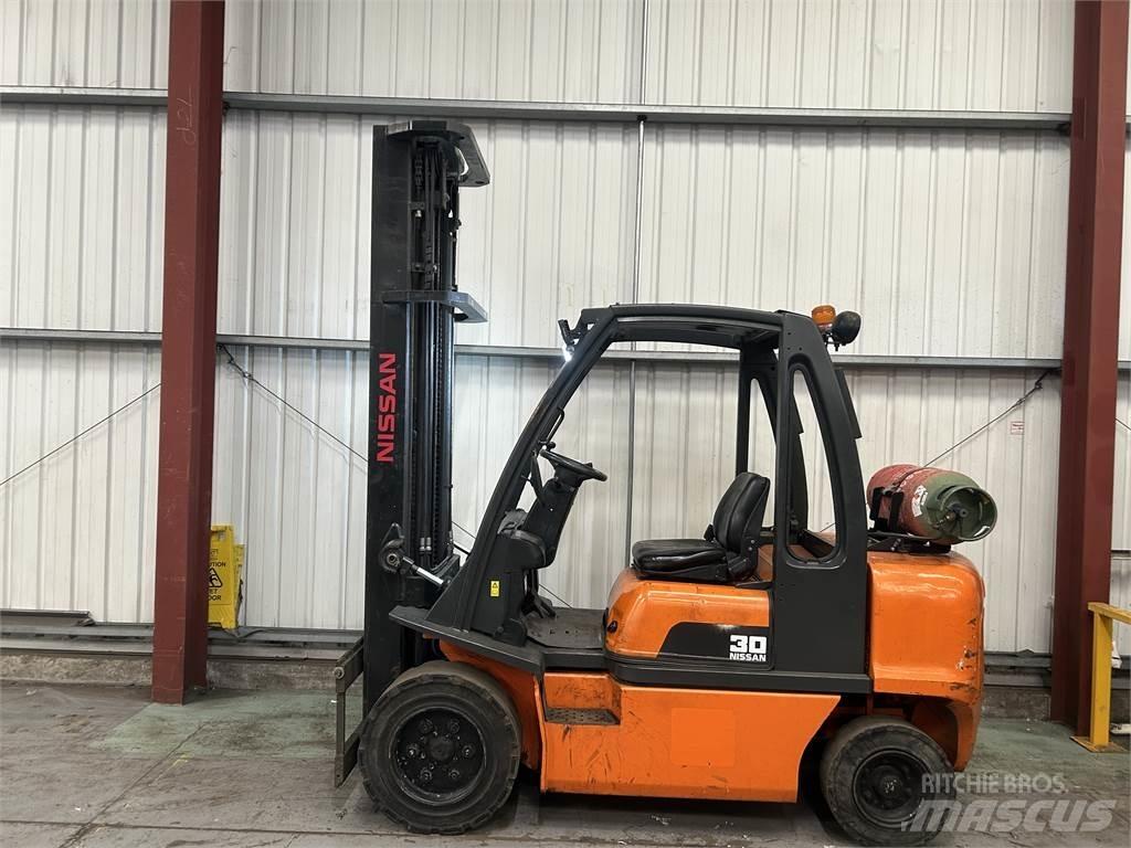 Nissan UGDO2A30PQ LPG vozíky