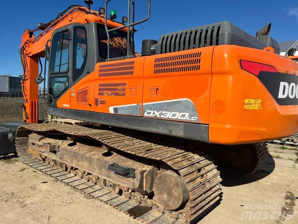 Doosan DX 300 LC-5 Pásová rýpadla