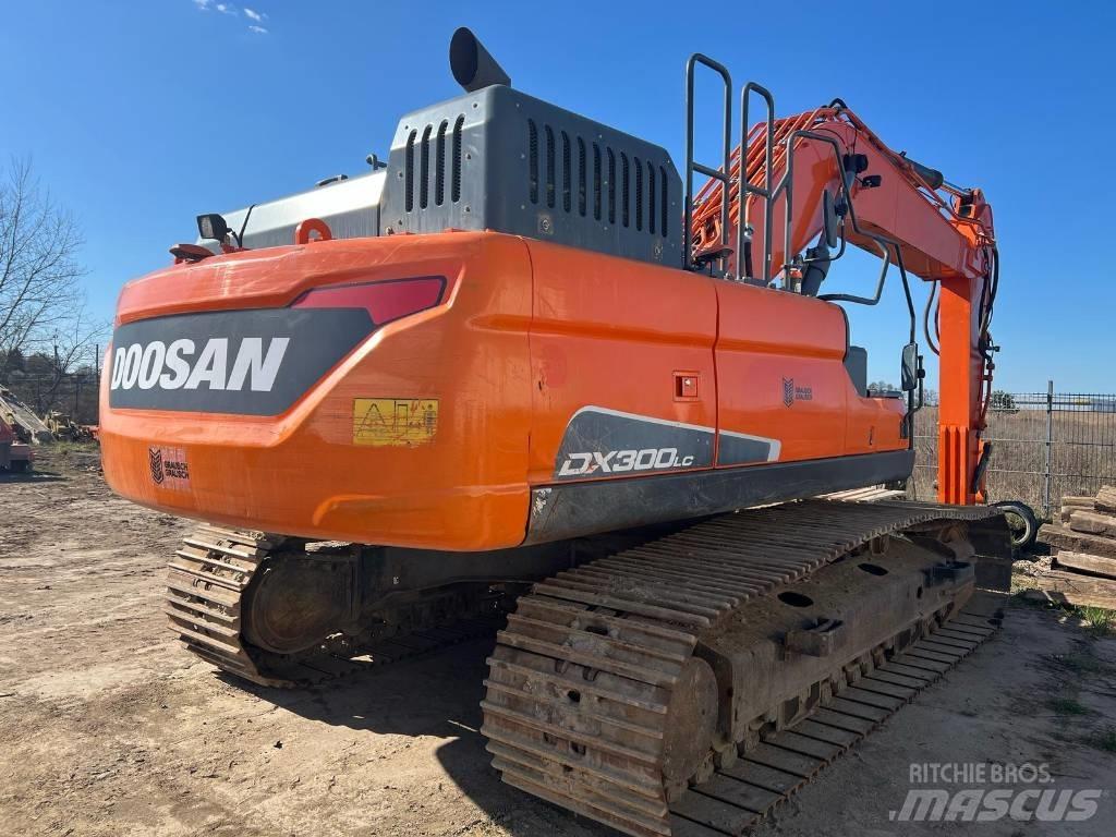 Doosan DX 300 LC-5 Pásová rýpadla