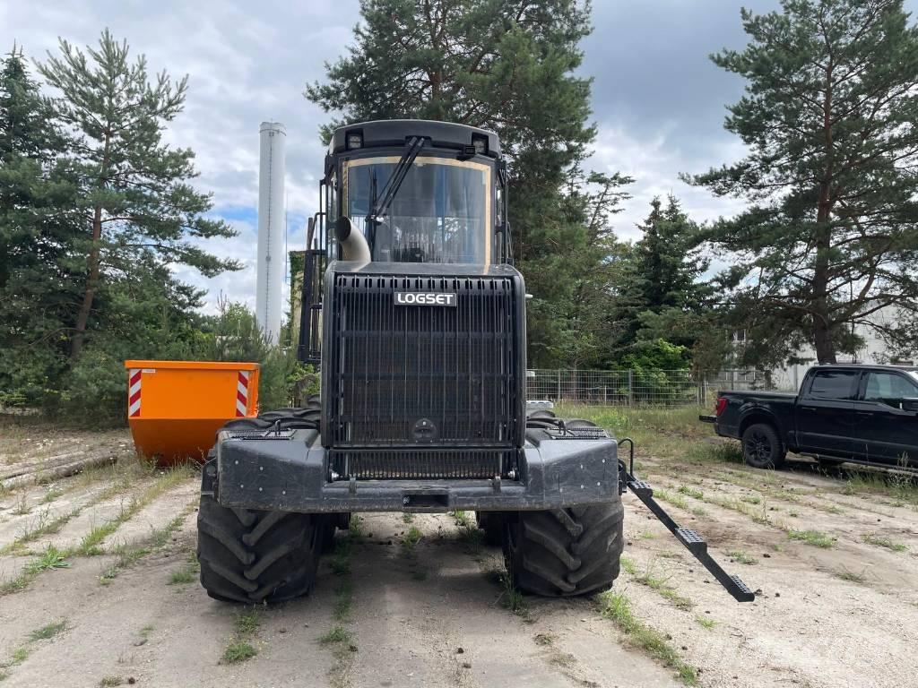 Logset 8F Vyvážecí traktory