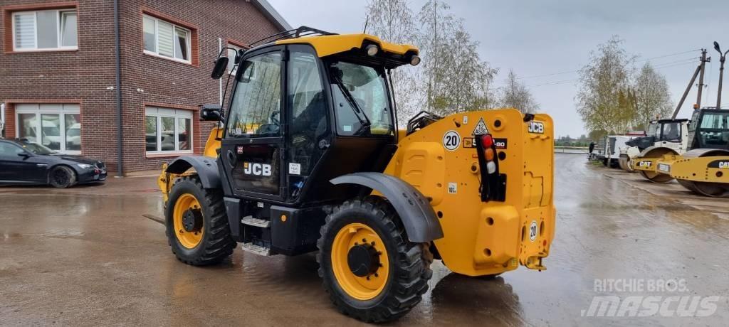 JCB 550-80 Teleskopické manipulátory