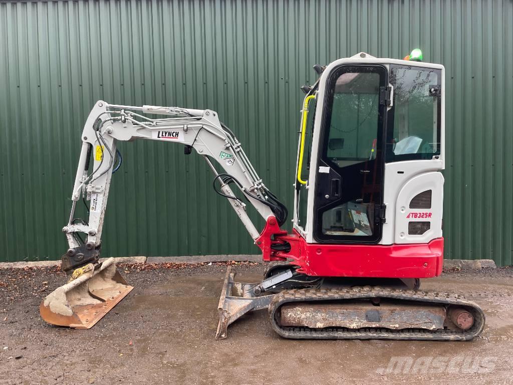 Takeuchi TB 325 R Mini rýpadla < 7t