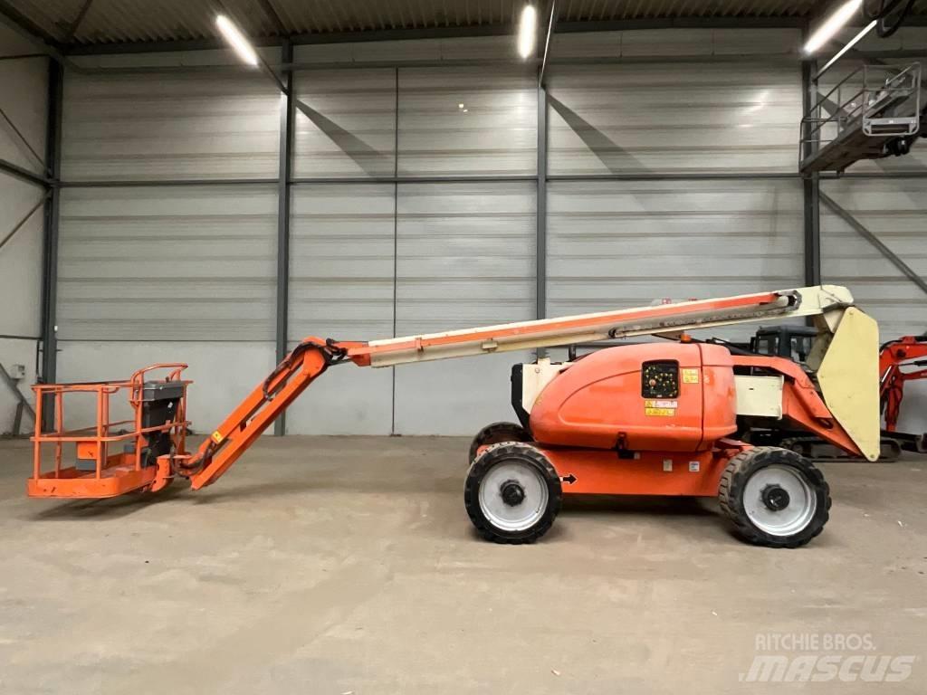 JLG 600 AJ Kloubové plošiny