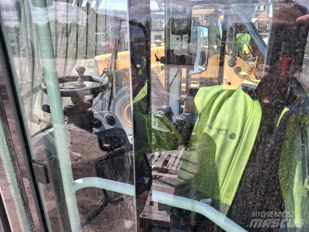 Liebherr L 580 LG Kolové nakladače