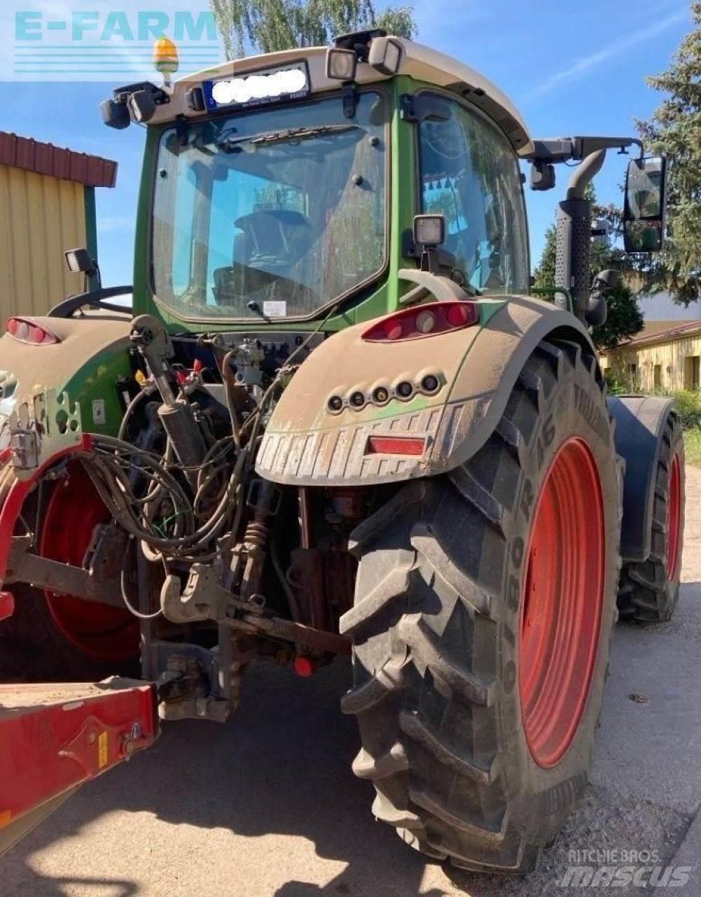 Fendt 724 vario Traktory