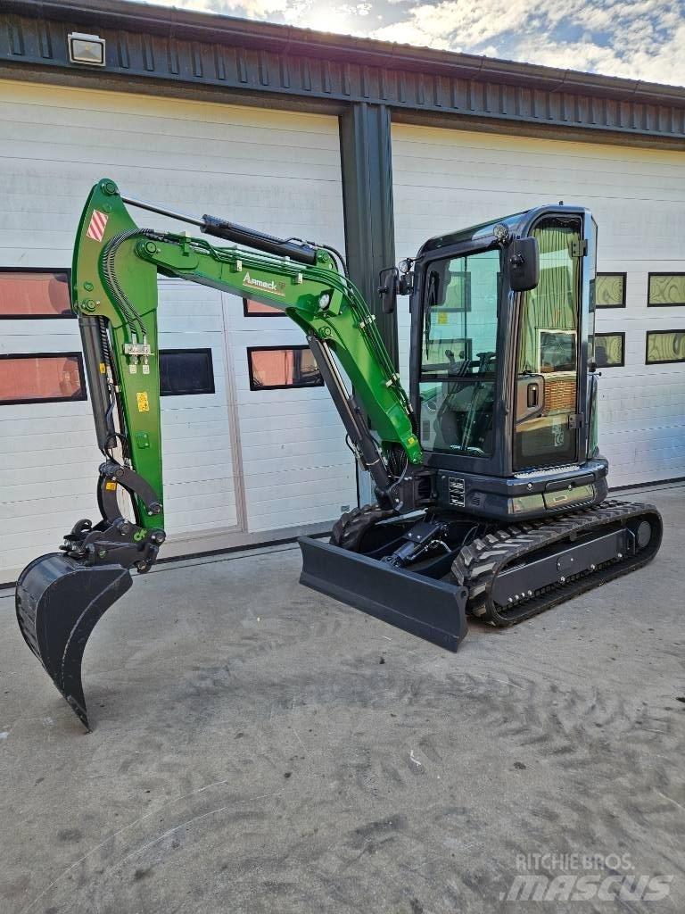 Aameck F27 Mini rýpadla < 7t