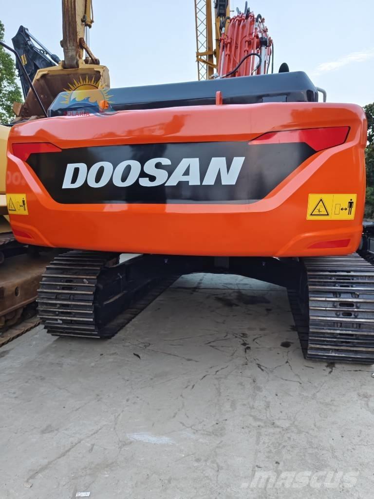 Doosan DX 300 LC Pásová rýpadla