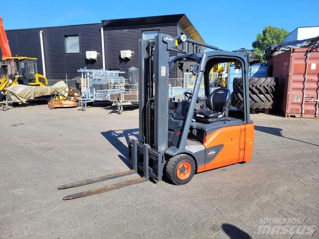 Linde E16-02 Akumulátorové vozíky