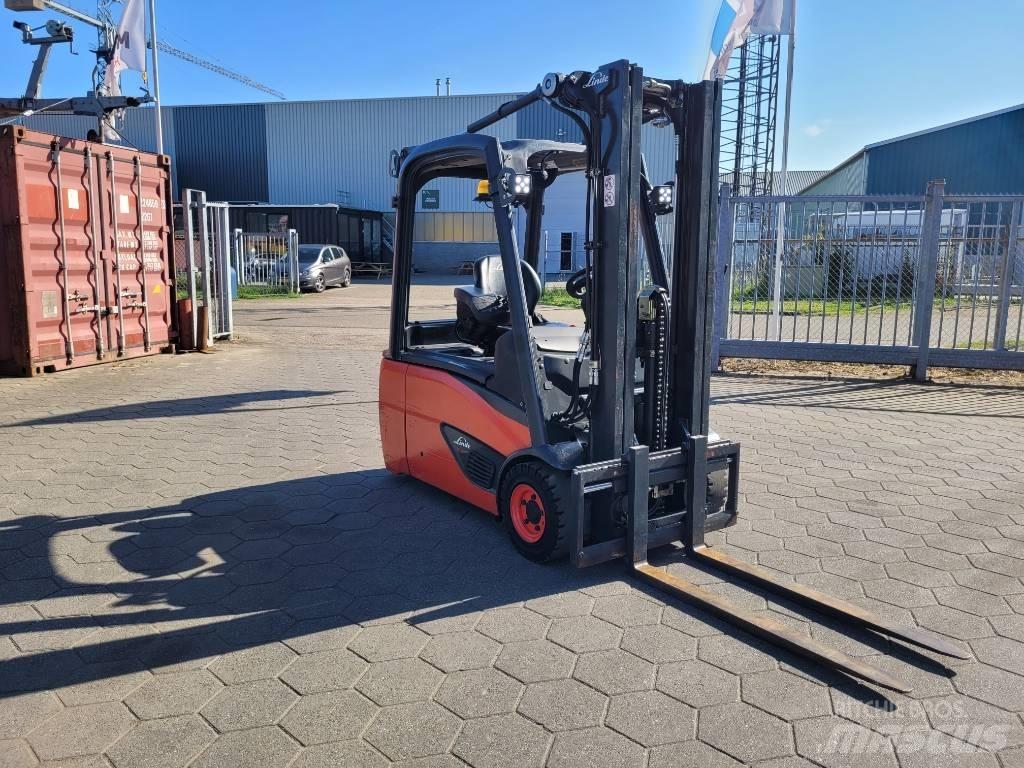Linde E16-02 Akumulátorové vozíky