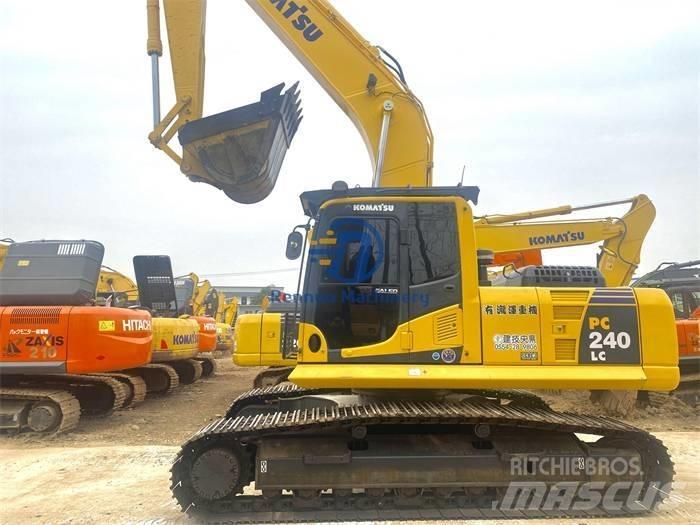 Komatsu PC 240 -8 Pásová rýpadla