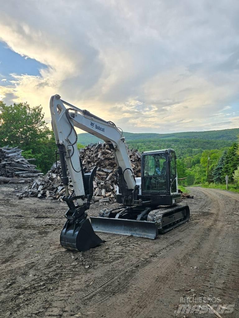 Bobcat E 85 Pásová rýpadla