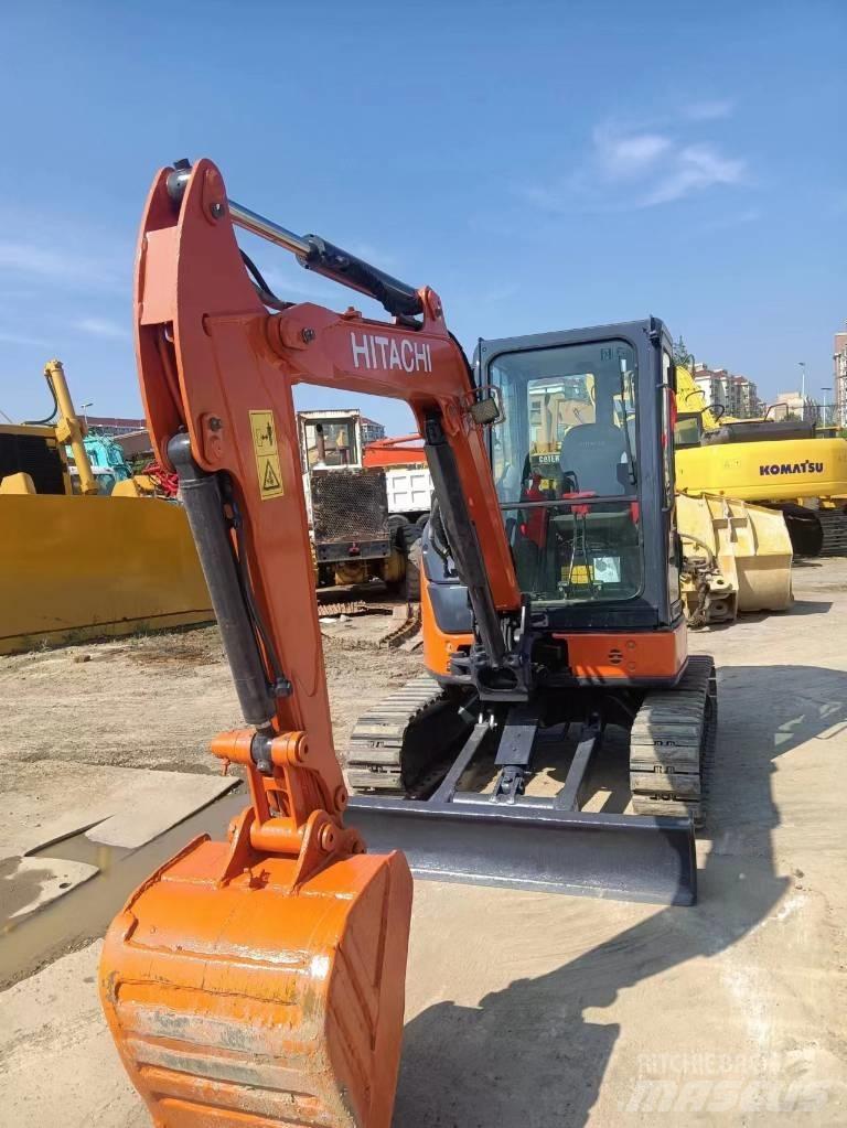 Hitachi ZX35-5A Mini rýpadla < 7t