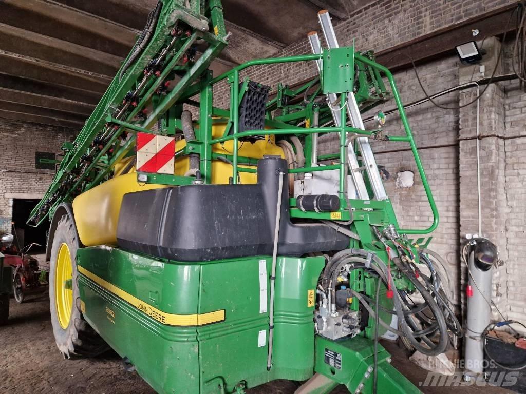 John Deere R 962 i Tažené postřikovače