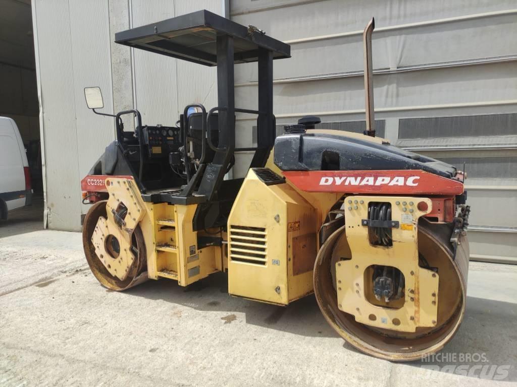 Dynapac CC 232 HF Tandemové válce