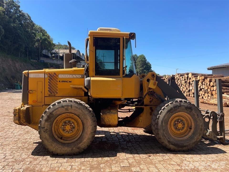 Volvo L50D Kolové nakladače