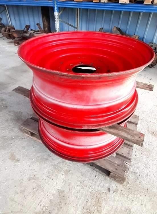Fendt 15x38 RIMS Pneumatiky, kola a ráfky