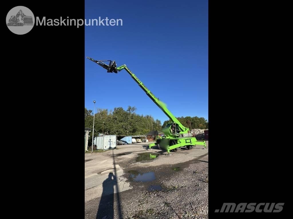 Merlo Roto40.30 MCSS Teleskopické manipulátory