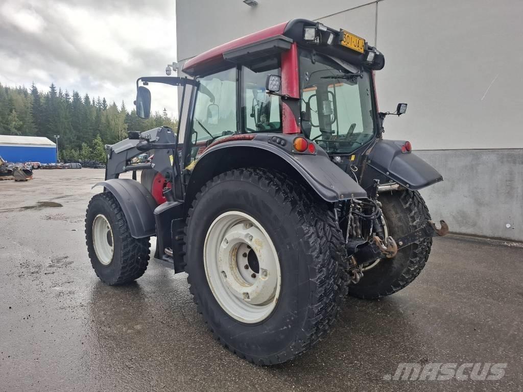 Valtra N 101 Traktory