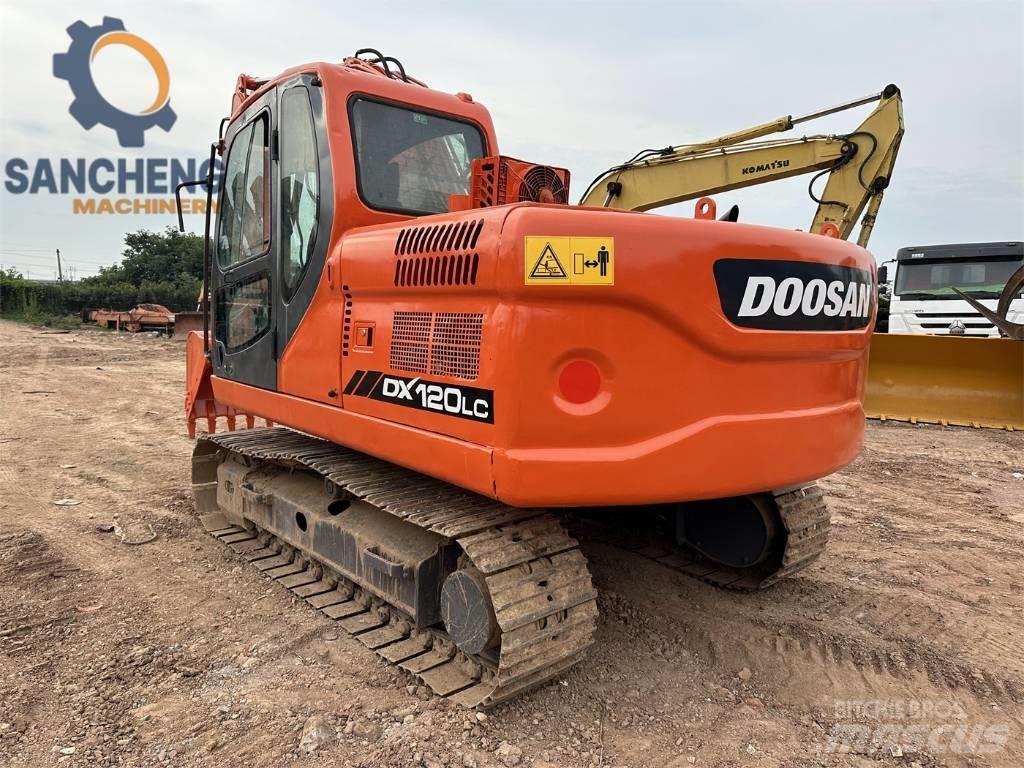 Doosan DX 120 Pásová rýpadla