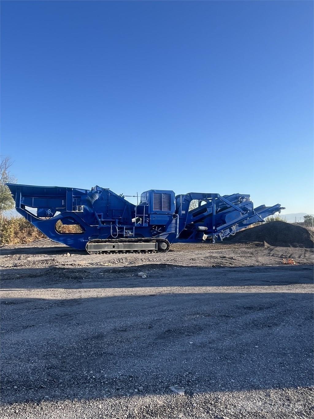 Terex Pegson 4242SR Mobilní drtiče