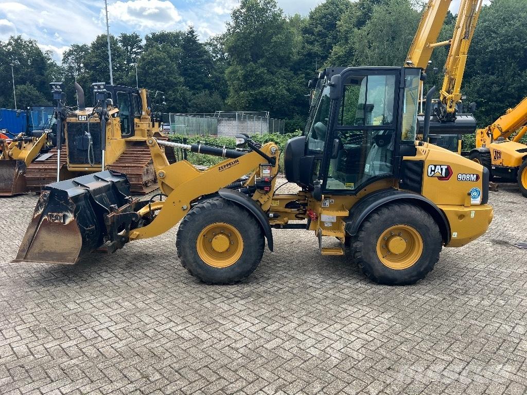 CAT 908M - 908 M Kolové nakladače
