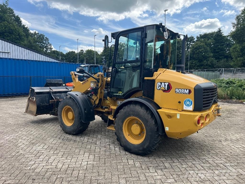 CAT 908M - 908 M Kolové nakladače
