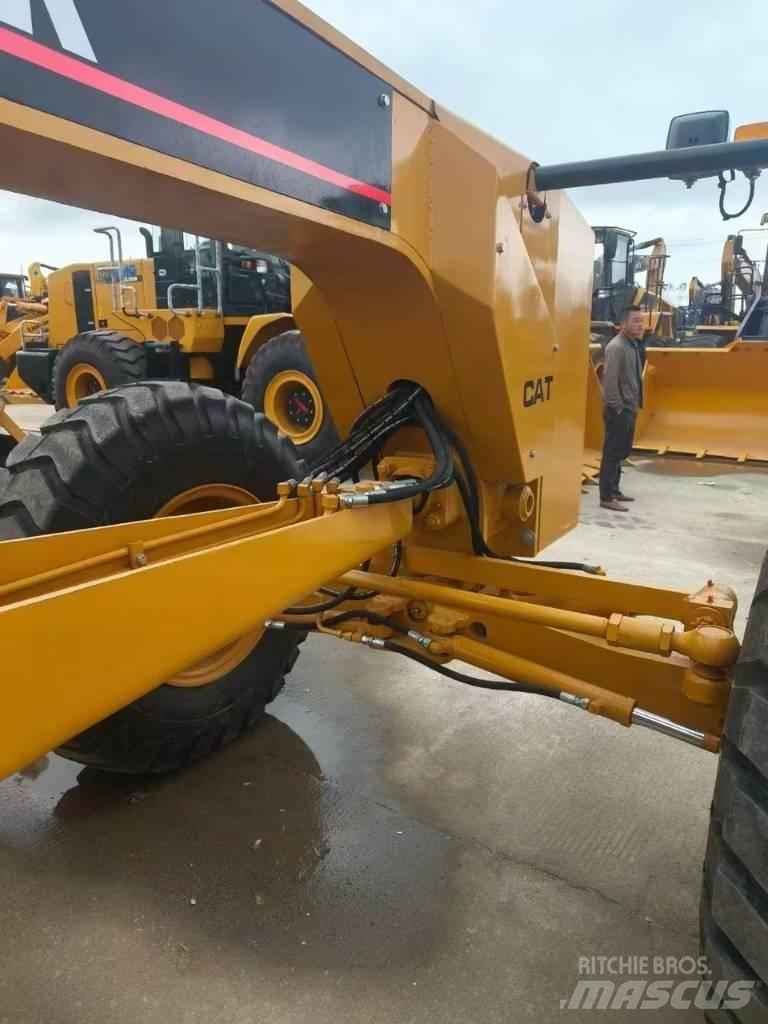 CAT 140K Grejdry