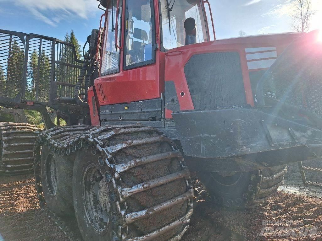 Komatsu 895 Vyvážecí traktory