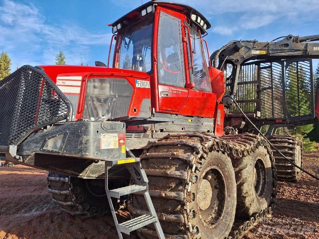 Komatsu 895 Vyvážecí traktory
