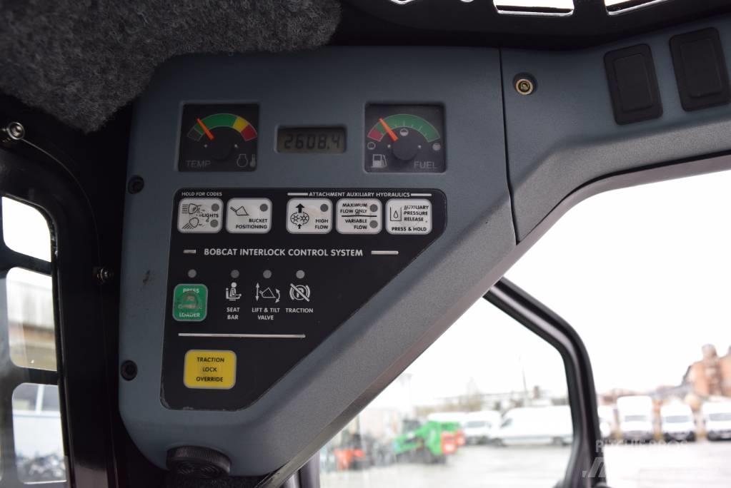Bobcat S 175 Smykem řízené nakladače