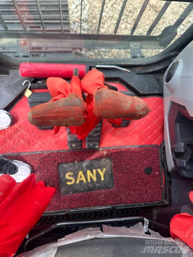 Sany SY245C Midi rýpadla 7t - 12t