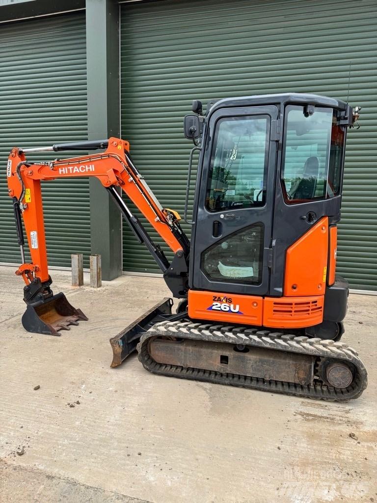 Hitachi 26U-6 CR Mini rýpadla < 7t
