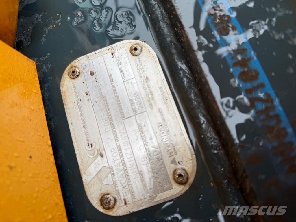 Hyundai 80 cr-9 Midi rýpadla 7t - 12t