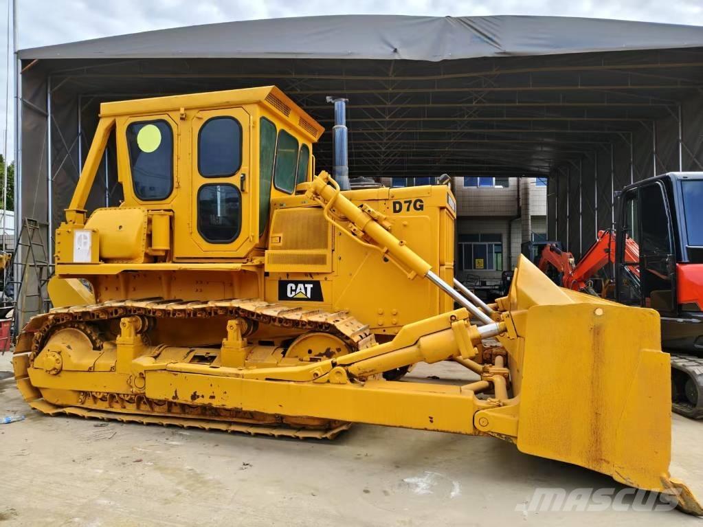 CAT D 7 G Pásové dozery