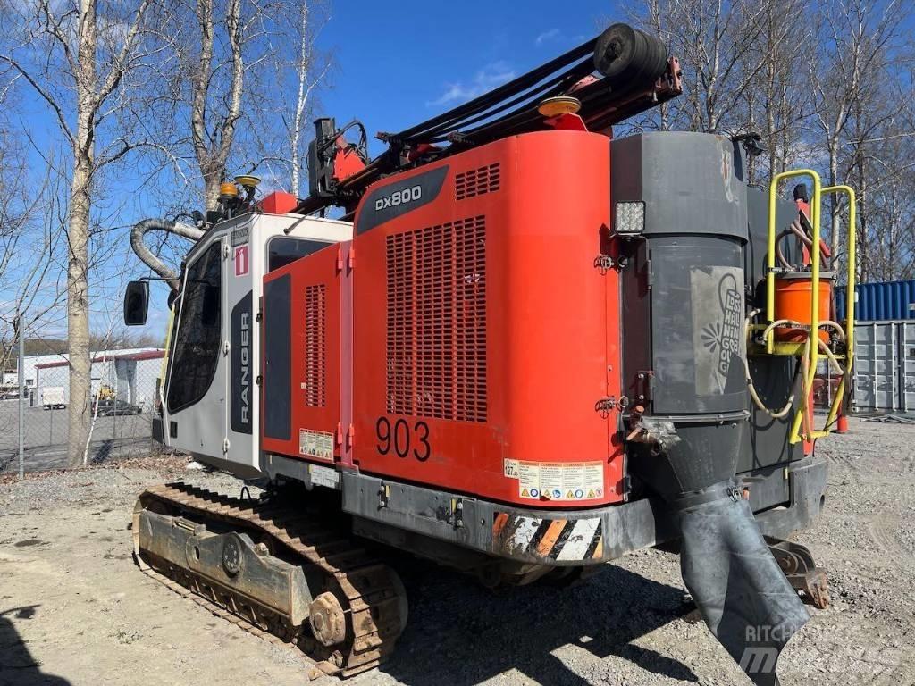 Sandvik DX800 Povrchové vrtací stroje