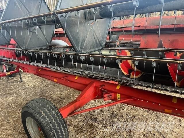 Massey Ferguson 30 Sklízecí mlátičky