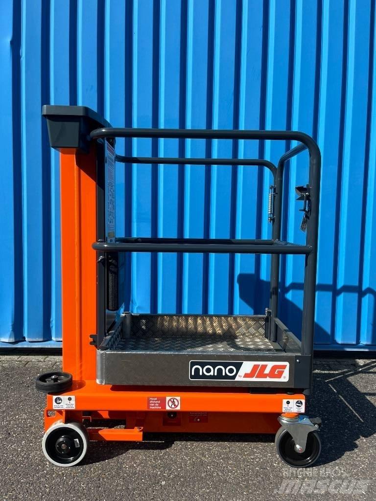 JLG Nano Vertikální sloupové výtahy