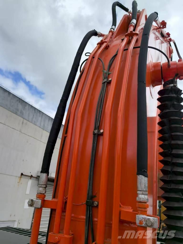 Hitachi ZX 240 HG Pásová rýpadla