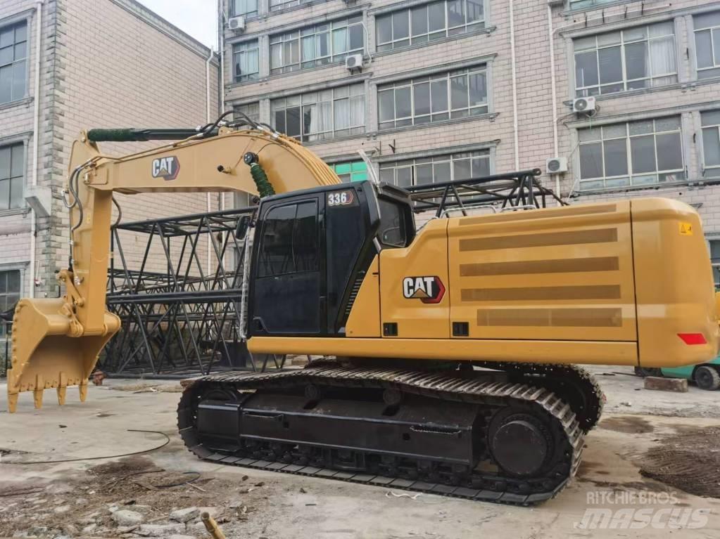 CAT 330 Pásová rýpadla