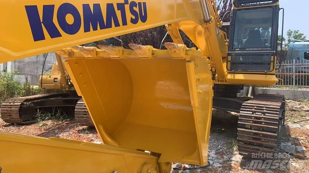 Komatsu PC 450 Pásová rýpadla